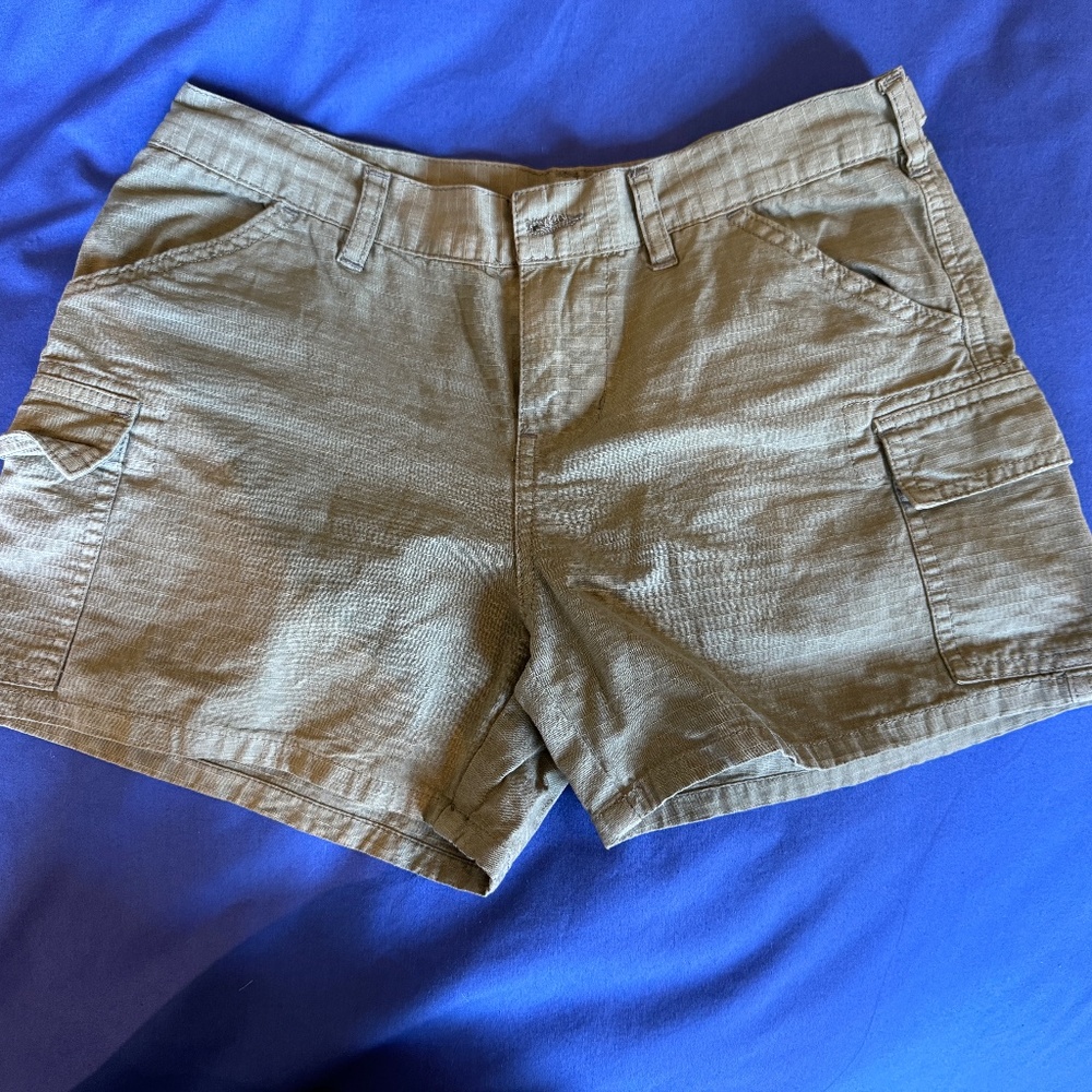 Brandy Melville Army Green cargo shorts